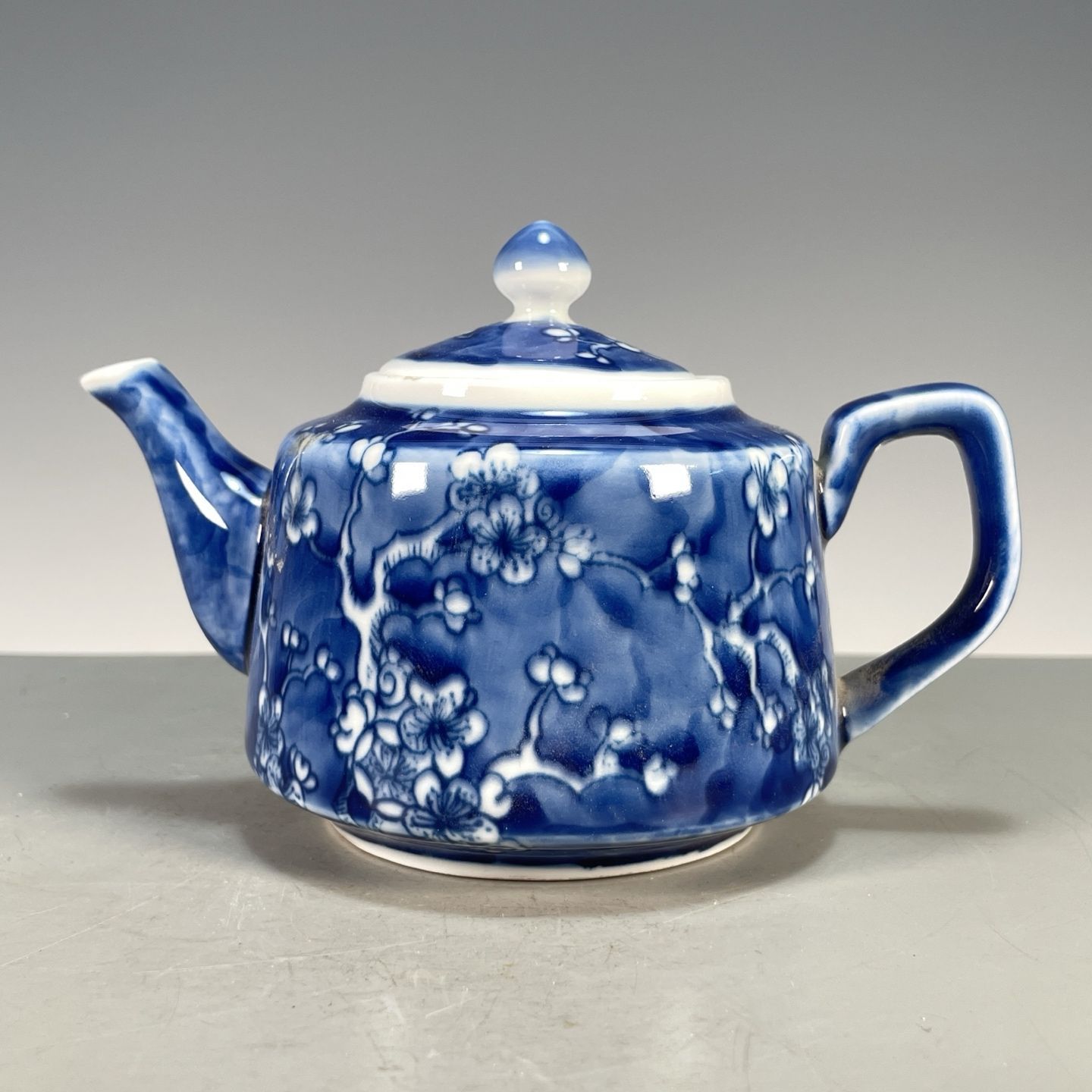 Vintage Collectible Pottery - Чайник из плоского фарфора ручной росписи,